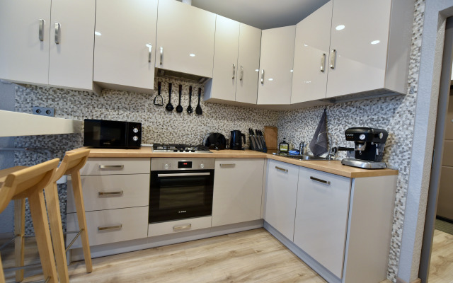 Квартира на Автомобилистов 3