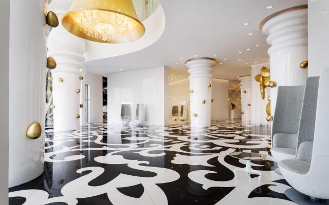 Mondrian Doha
