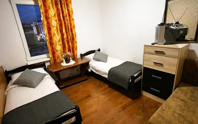 Komnata Schastye V Lazarevskom Flat