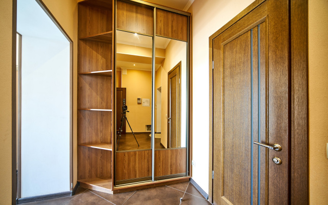 Двухуровневые апартаменты у моря на Античном