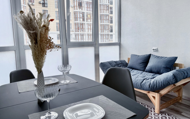 V Roskoshnom Zhk chernoye More Flat