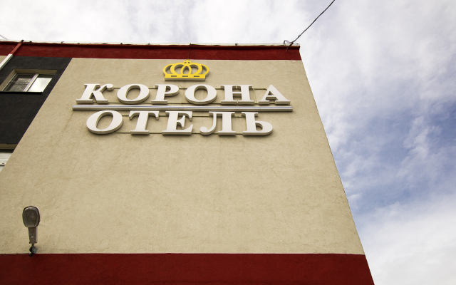 Отель Корона