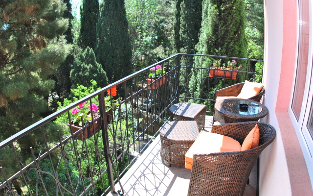 Primorskij Park Guest House