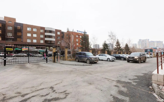 Квартира на Ул Семьи Шамшеных 24к2