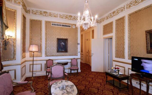 Отель Windsor Palace Luxury Heritage Hotel Since 1902