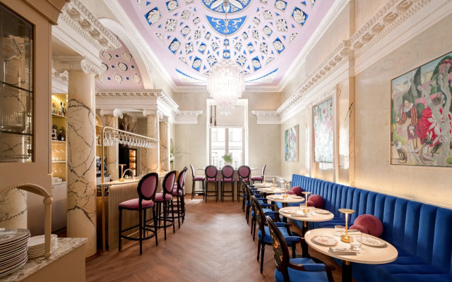 Academia Osobnyak Shuvaloff Boutique-hotel