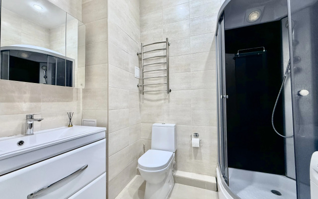 V Roskoshnom Zhk chernoye More Flat