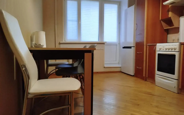 Квартира Вместительная на Театральной Площади