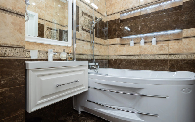 Lyuks v Tsentre Minska Flat