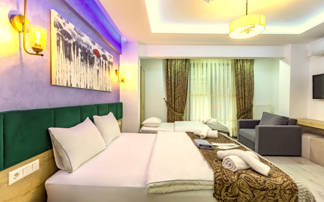 Loren Hotel & Suites