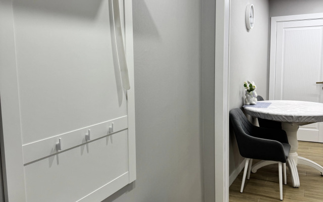 Uyutnaya Dvukhkomnatnaya Kvartira U Morya Flat