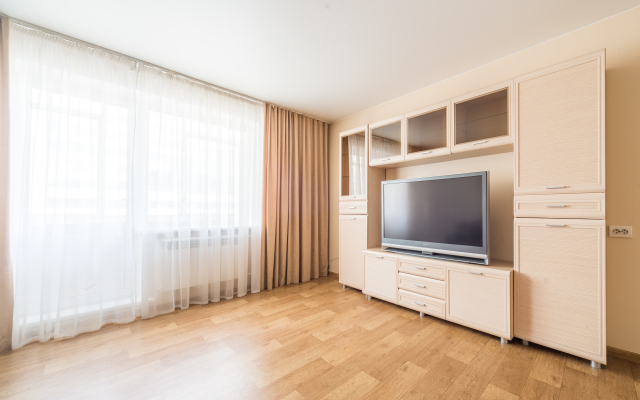 Naprotiv Otelya Hilton Apartments