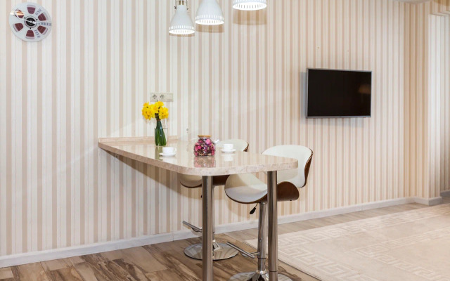 More Rooms U Olimpiyskogo Parka Apartments