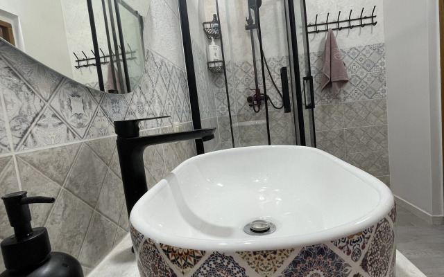 Zamok U Khudozhnika Guest House