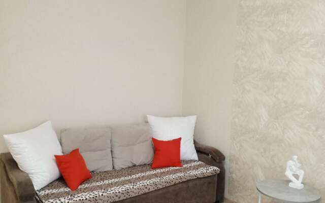 Na Flotskoy Ulitse 32/1 Flat