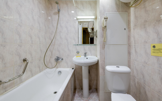 Dokuchaev Pereulok 2 (flat 0904) Apartments