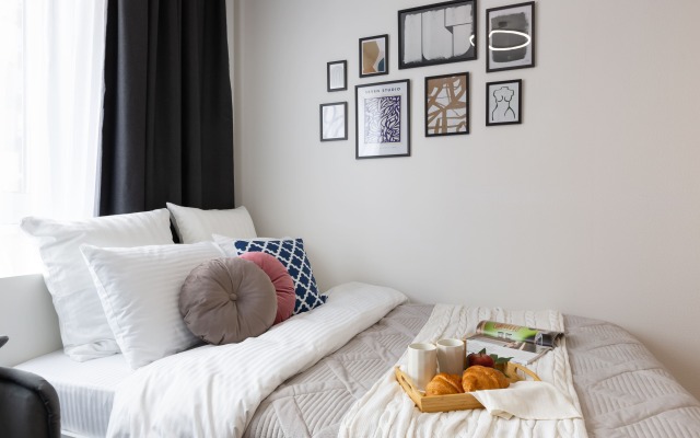 Na Bazovskoy 15/4 Apartments