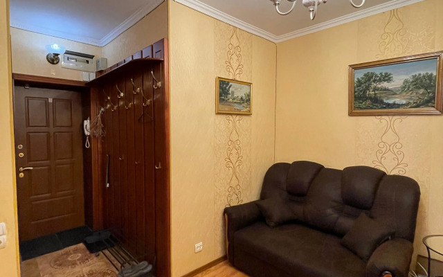 Shikarnaya U Kremlya Flat