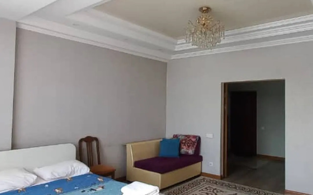 Kozhomkul Apartments