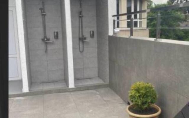 Apartments Hotel Complex Raduga
