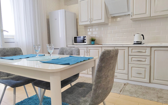 Квартира Большая 1 комн на Фестивальном