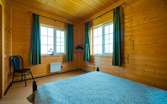 Частный дом на берегу озера Плещеево 57Б