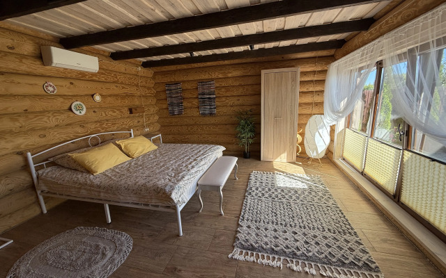 Gostevoy Domik Guest House