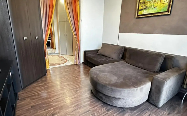 Квартира  Возле ЖД Вокзала