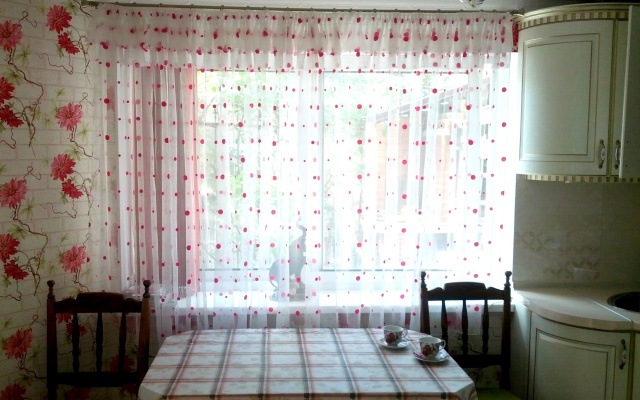 Dom Apartments