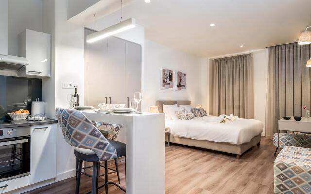 Urban Nest - Suites & Apartments