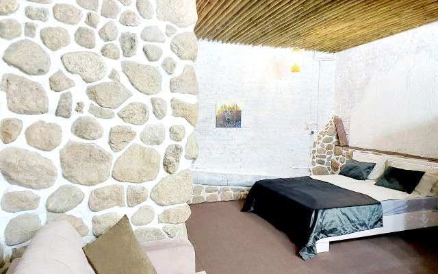 Srednevekovaya Berloga Vozle Taverny S Otdelnym Vkhodom Apartments
