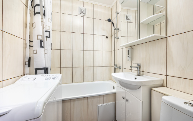 Irisamber Flat