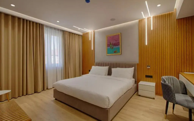 Primo Hotel