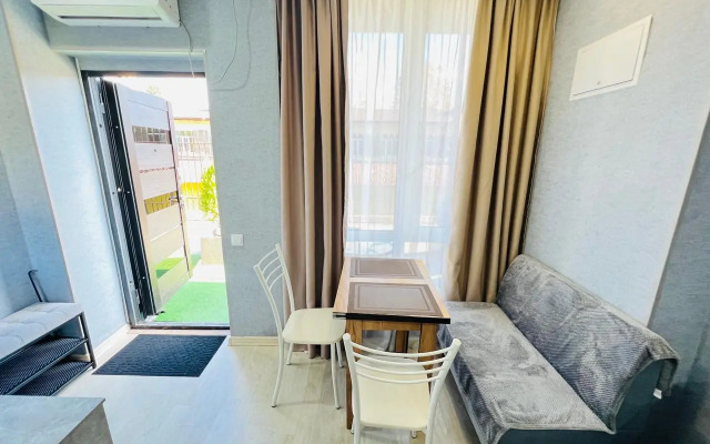 S Basseynom Apartments