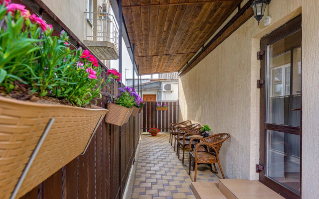 Ellada Guest House