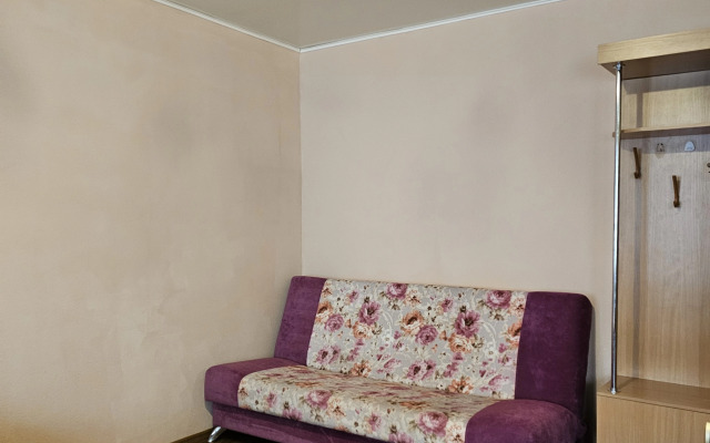 Квартира Уютная студия с балконом в центре города