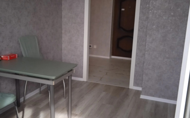 Kvartira Na Kongressnoy Lodging house