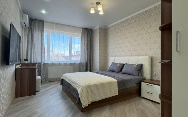 Квартира Шикарная двухкомнатная с лоджией