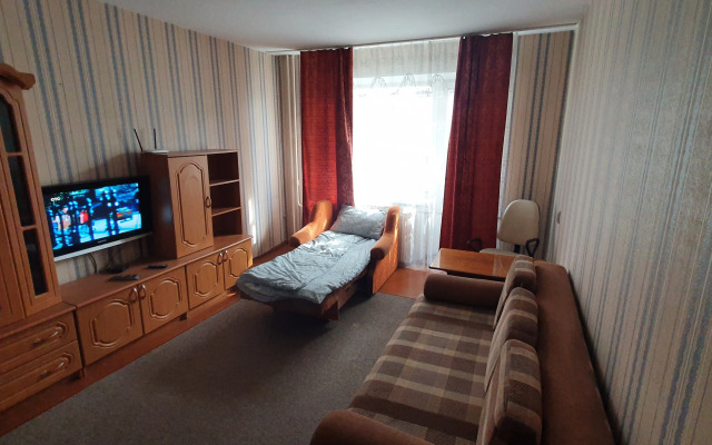 Апартаменты на Громовой