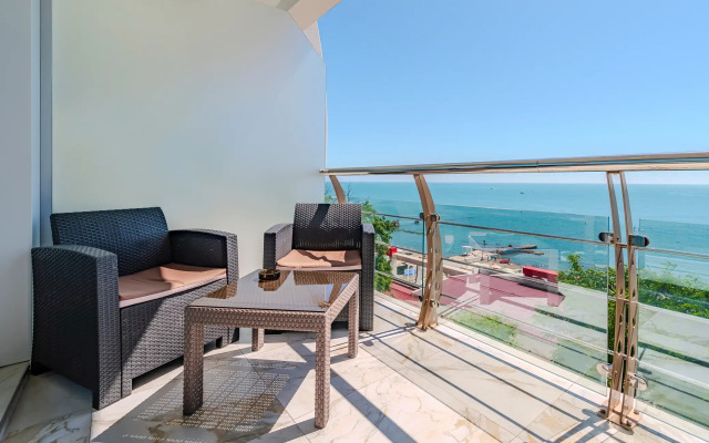 Отель Серенити Премиум