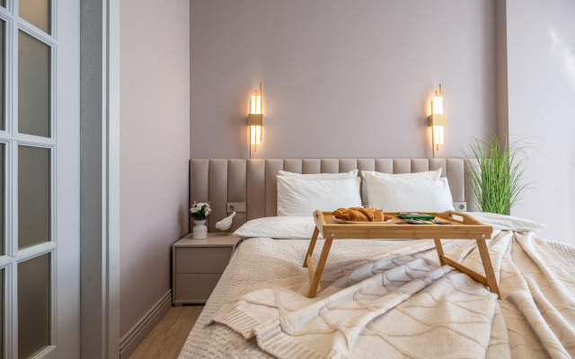 Апартаменты 2 комнатная квартира в ЖК Державинский