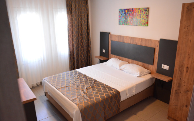 Club Efes Otel