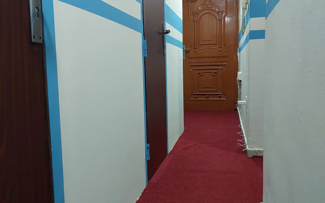 Benitah Capsule Family Rooms and Partitions Hostel