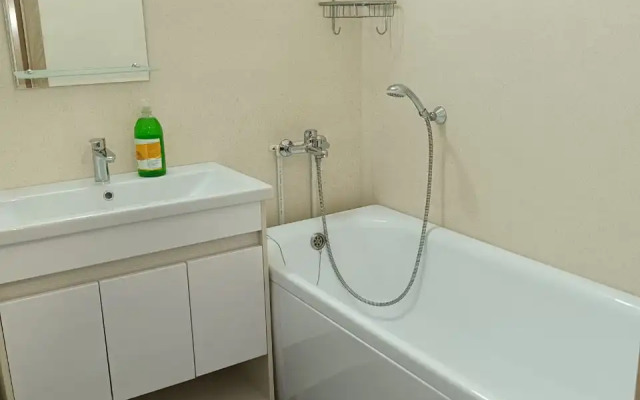 Квартира рядом с большой парковкой