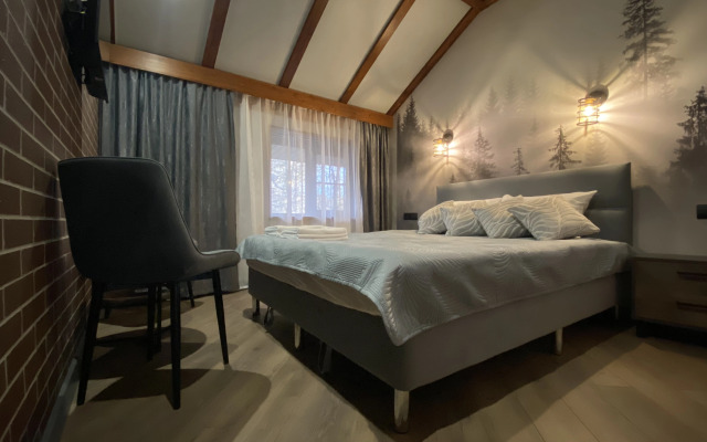 Апартаменты студия ВИП 4 Дворик Друзей