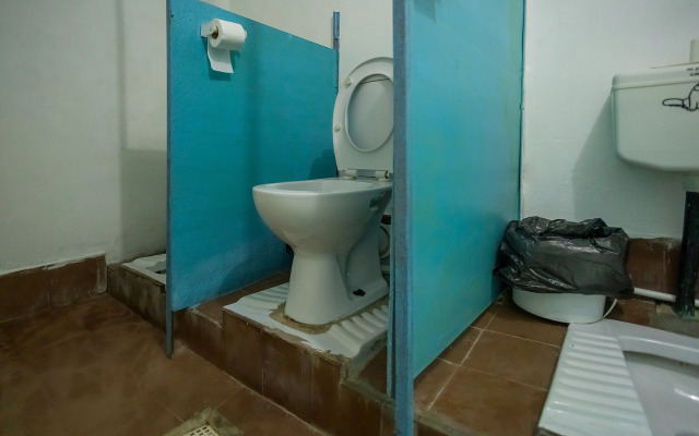 Yug Turist Guest house
