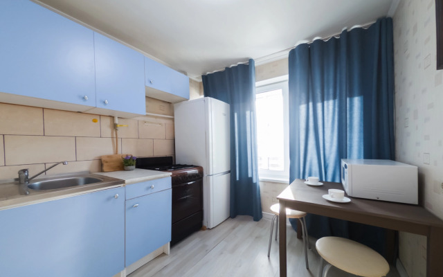 S Balkonom Na Chelyuskintsev 21 Apartments