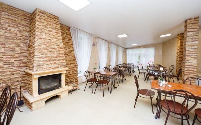 Gostevoy Dom U Yeleny Guest House