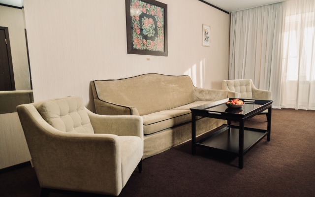 Altaj Pelas Hotel