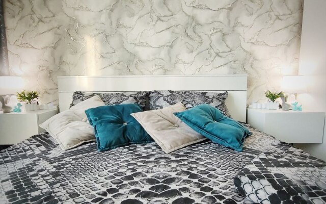 Квартира студия с видом на Амур и город